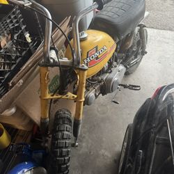1976 Honda Mini Bike Yellow, Original Paint