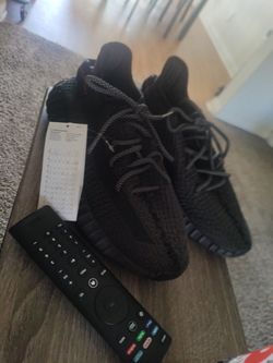 Yezzys Reflective SIZE 7