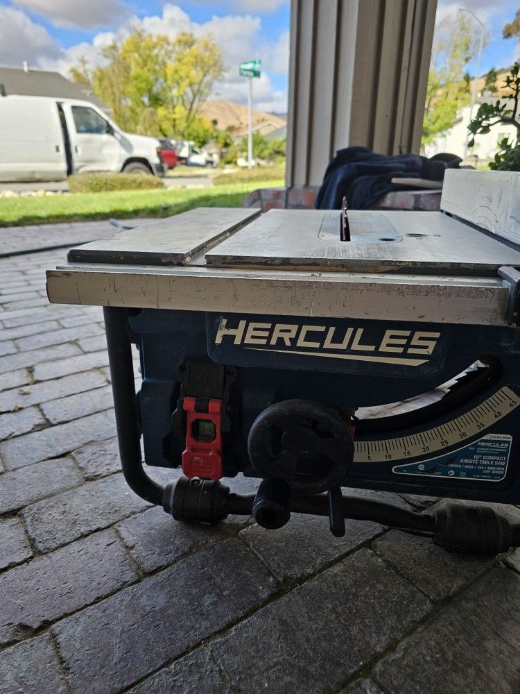Hercules Table Saw