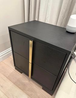 Black & Gold NIGHTSTAND - Mesita de Noche Negra & Dorada