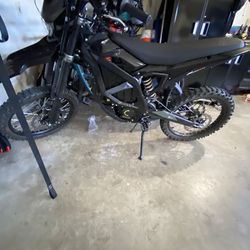 2025 Surron Ultra Bee