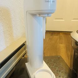 FREE SodaSpark, SodaStream, SodaMachine 