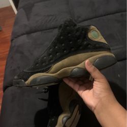 Jordan 13’s (no Box) Search serial number