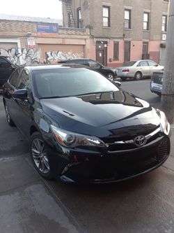 Toyota Camry SE 2015