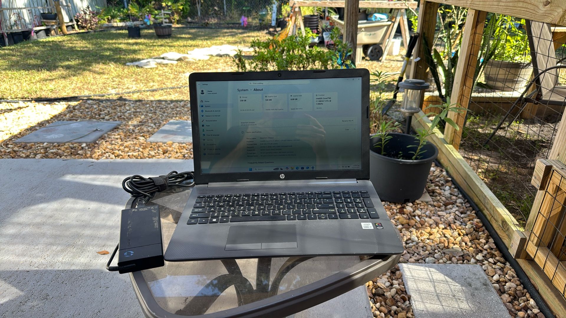 HP 250 G7 Notebook Pc I7-1065g7  8gb Ram 256gb Hd Win 11 Pro