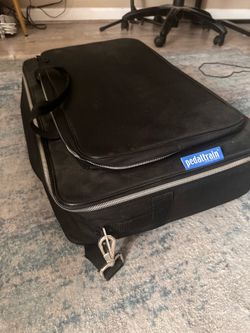 Pedal train hug bag