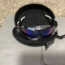 New Oakley Sunglasses White/Blue/Black Frame