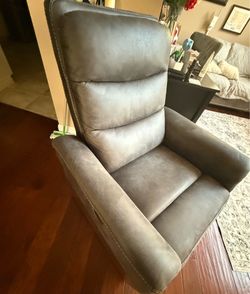 Recliner chair