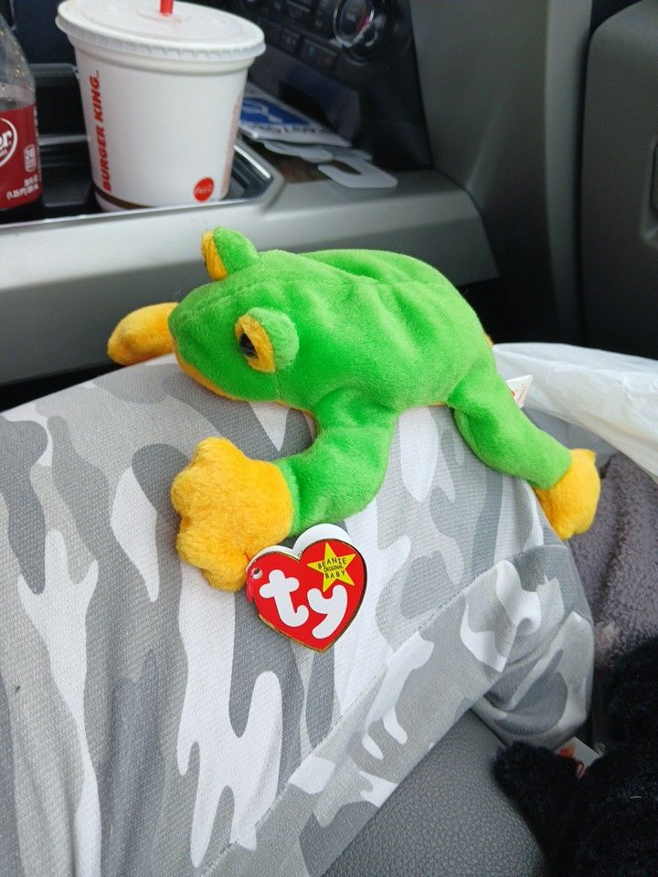 Ty Beanie Baby Smoochy The Frog
