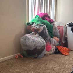 Free Bags Of Clothes 