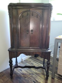 Antique radio