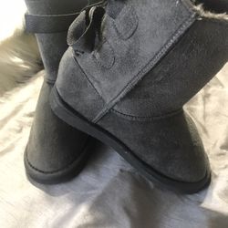 Girls Boots