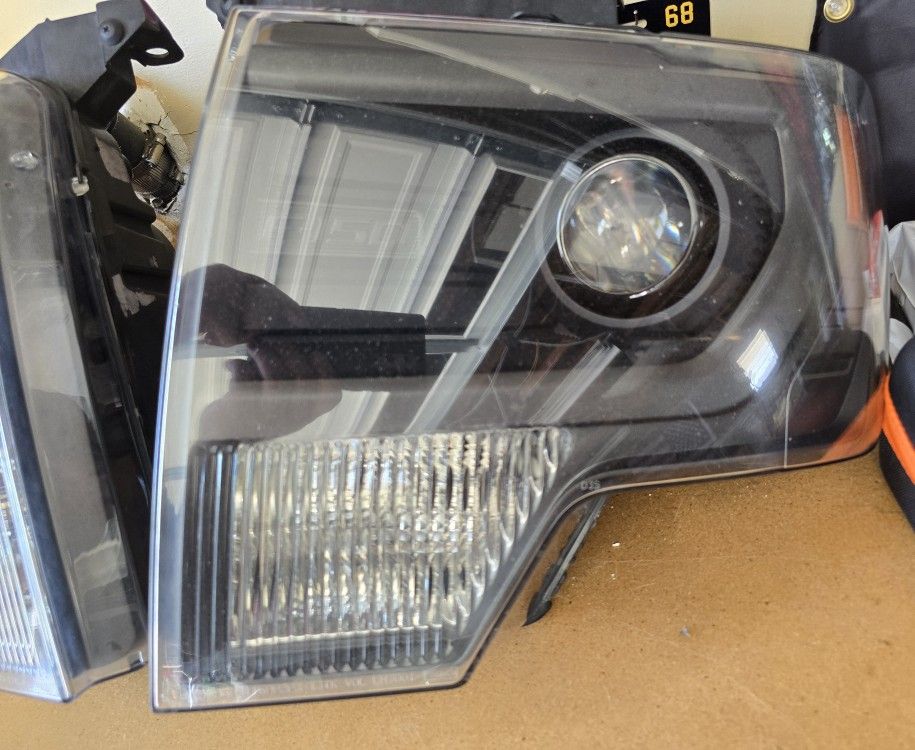 Ford Raptor Gen 1 Headlights