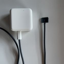 Apple 35W Dual USB-C Port Power Adapter 