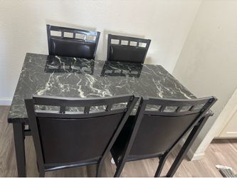 Dinning table