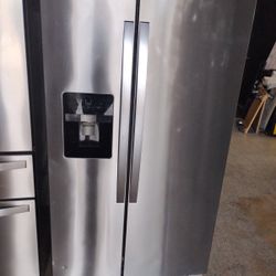 Side By Side Refrigerator 25 cubic