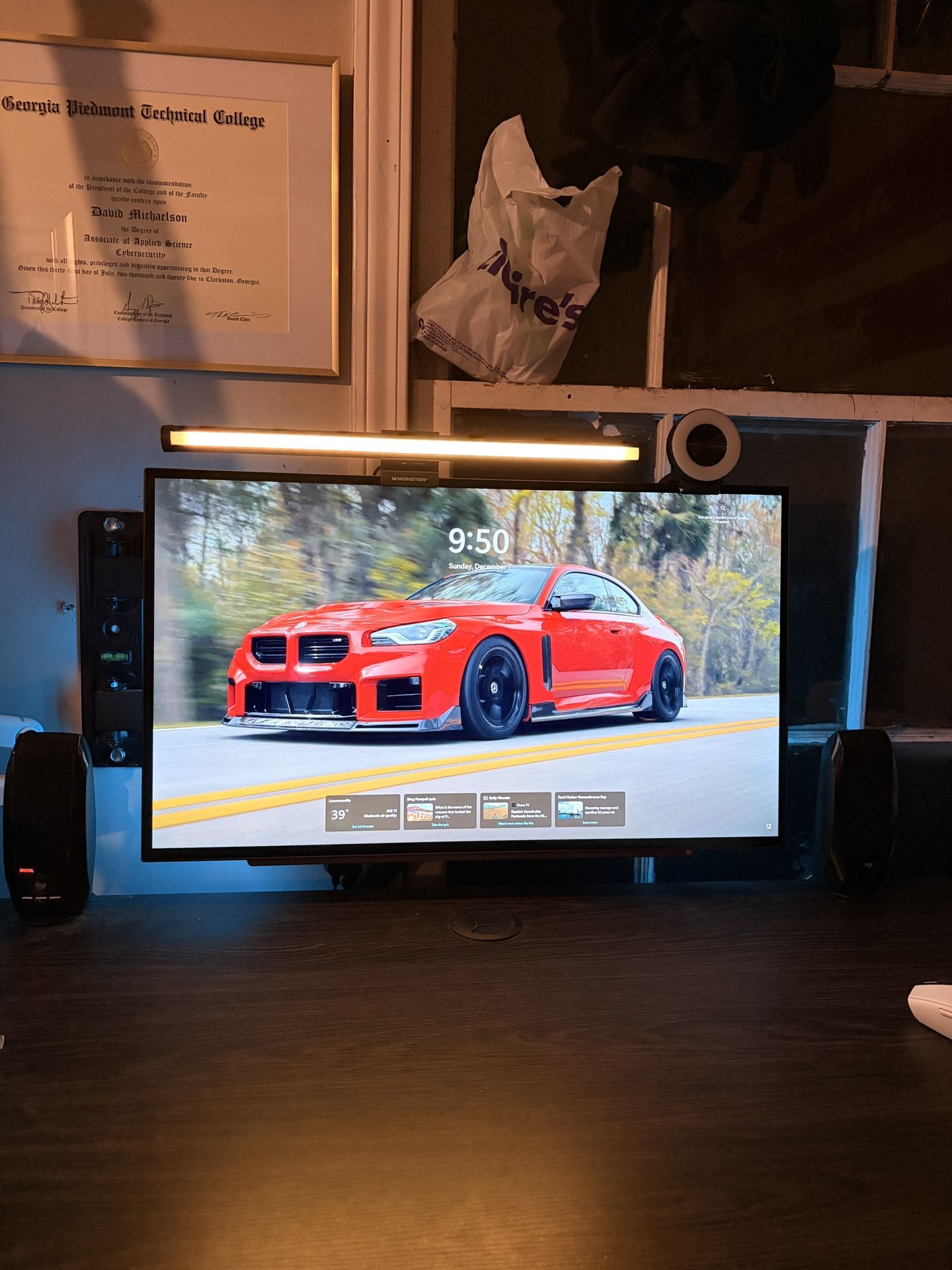 27 inch Oled gaming monitor ( Steal )