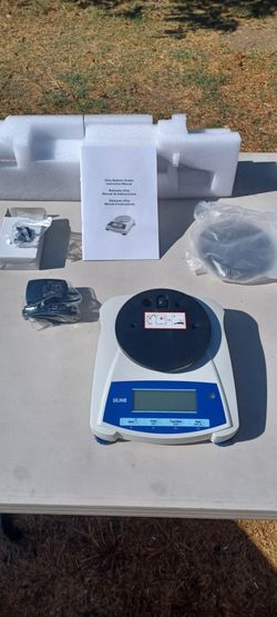 ULINE  SCALE  NEW  IN  THE  BOX   MODEL   H - 9884