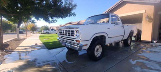 1975 Dodge W100 Pre Smog 318 V8 4x4