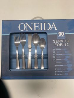 Oneida 90-Piece Flatware Set Service for 12