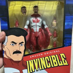 Invincible Diamond Select Figures
