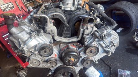 2005 / 2010 f150 engine 5.4 liter the engine it’s been rebuilt with the timing valves, camshafts camshaft lifters ready to go