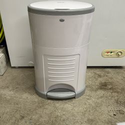 Dekor Diaper Pail