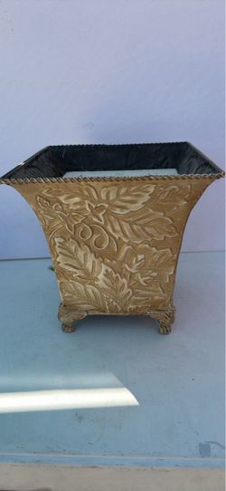 Beautiful Gold Embossed Footed Planter