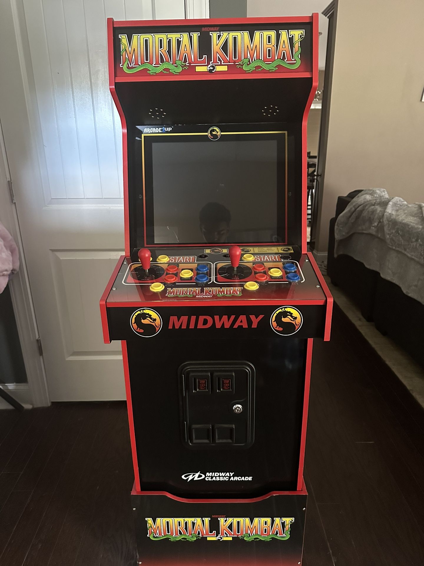 Mortal Kombat 30th anniversary arcade machine