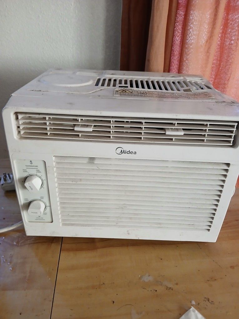 Window Ac Midea Brand