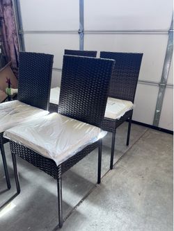 Outdoor chairs set of 4