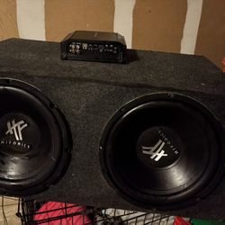 Subwoofers And Amp 