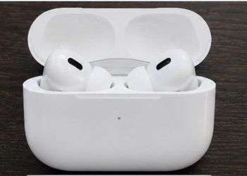 Apple AirPods Pro 2 (2nd Gen)