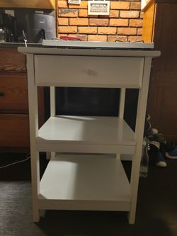 Very clean printer stand
