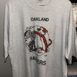 Vintage Raiders Calvin & Hobbes Sz XL