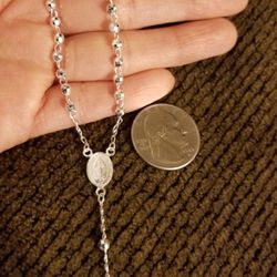 Italy 925 Sterling Silver Dainty Rosary Necklace for Women 18",19" & 24" Available Plata 925 Rosario Para Dama 18", 19" & 24" Disponible