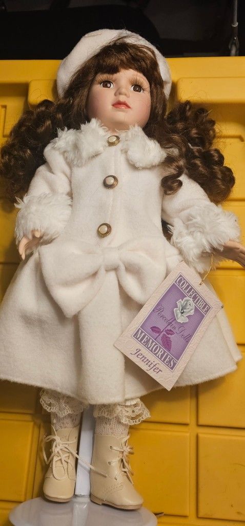 Vintage Porcelain dolls GREAT SHAPE