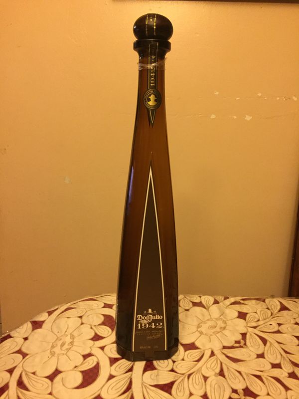 RARE DON JULIO 1942 1.5L EMPTY BOTTLE WITH LIGHT for Sale in Miami Shores, FL OfferUp