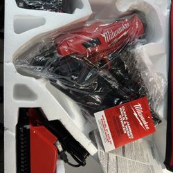 M18 FUEL 3-1/2 in.30-Degree  Framing Nailer Kit