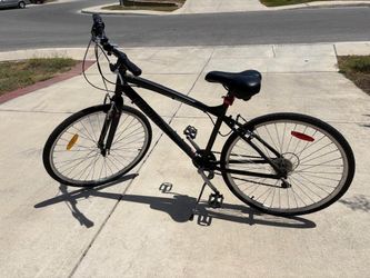 Infinity Boss three Unisex bicycle 700c 28 in. x 18" 21 Speed, Hybrid Aluminum Frame