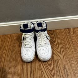 Nike Air Force 1