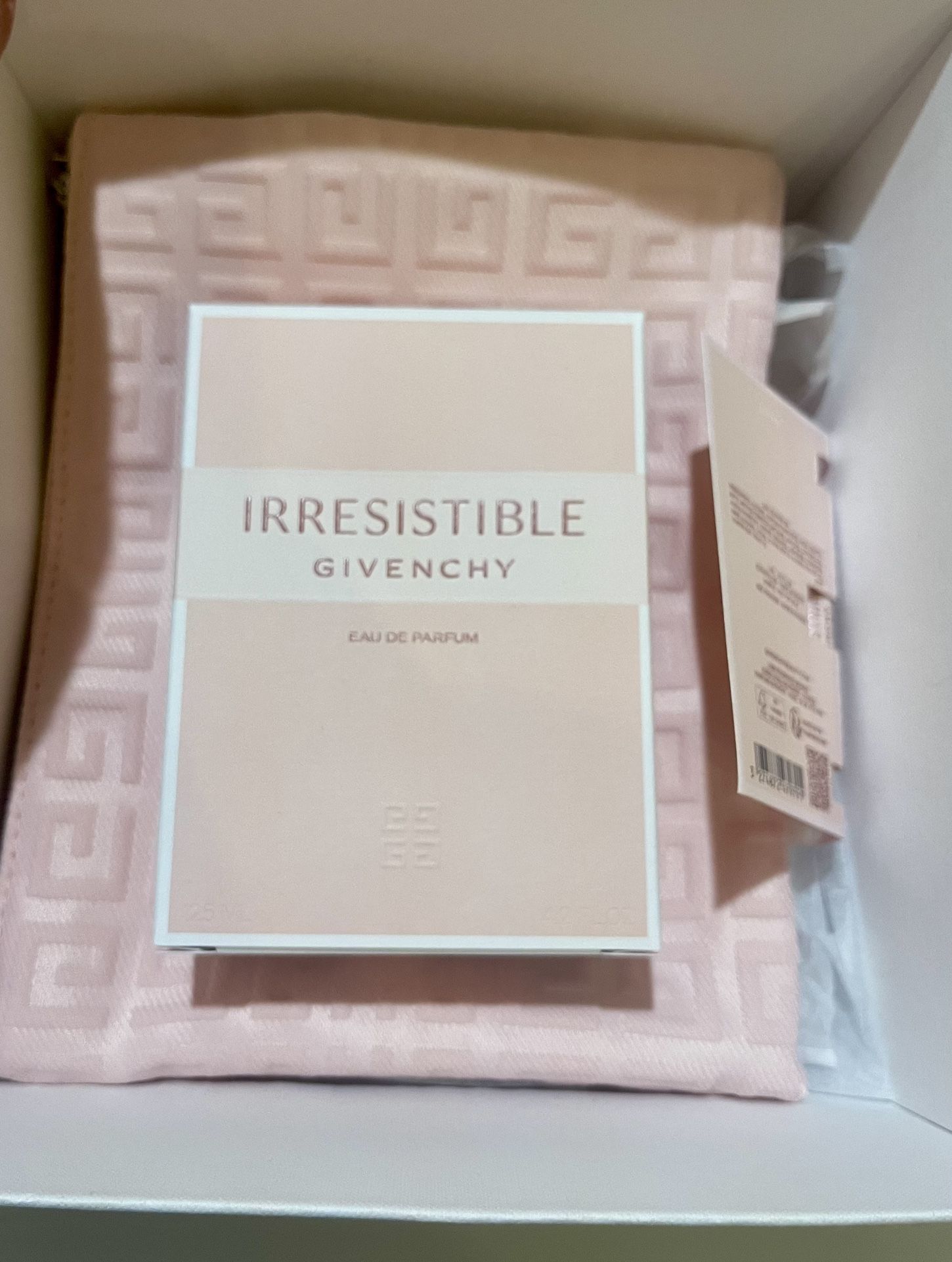 IRRESISTIBLE PERFUME