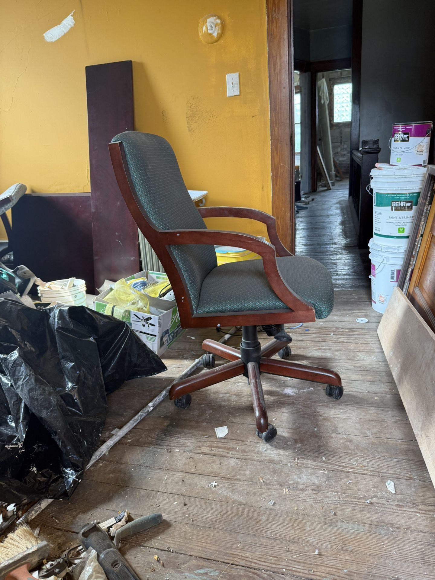 Chairs For Sal