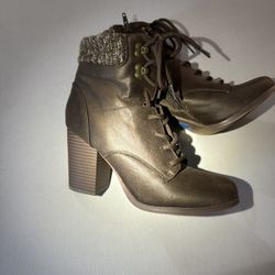 Sweater Boots