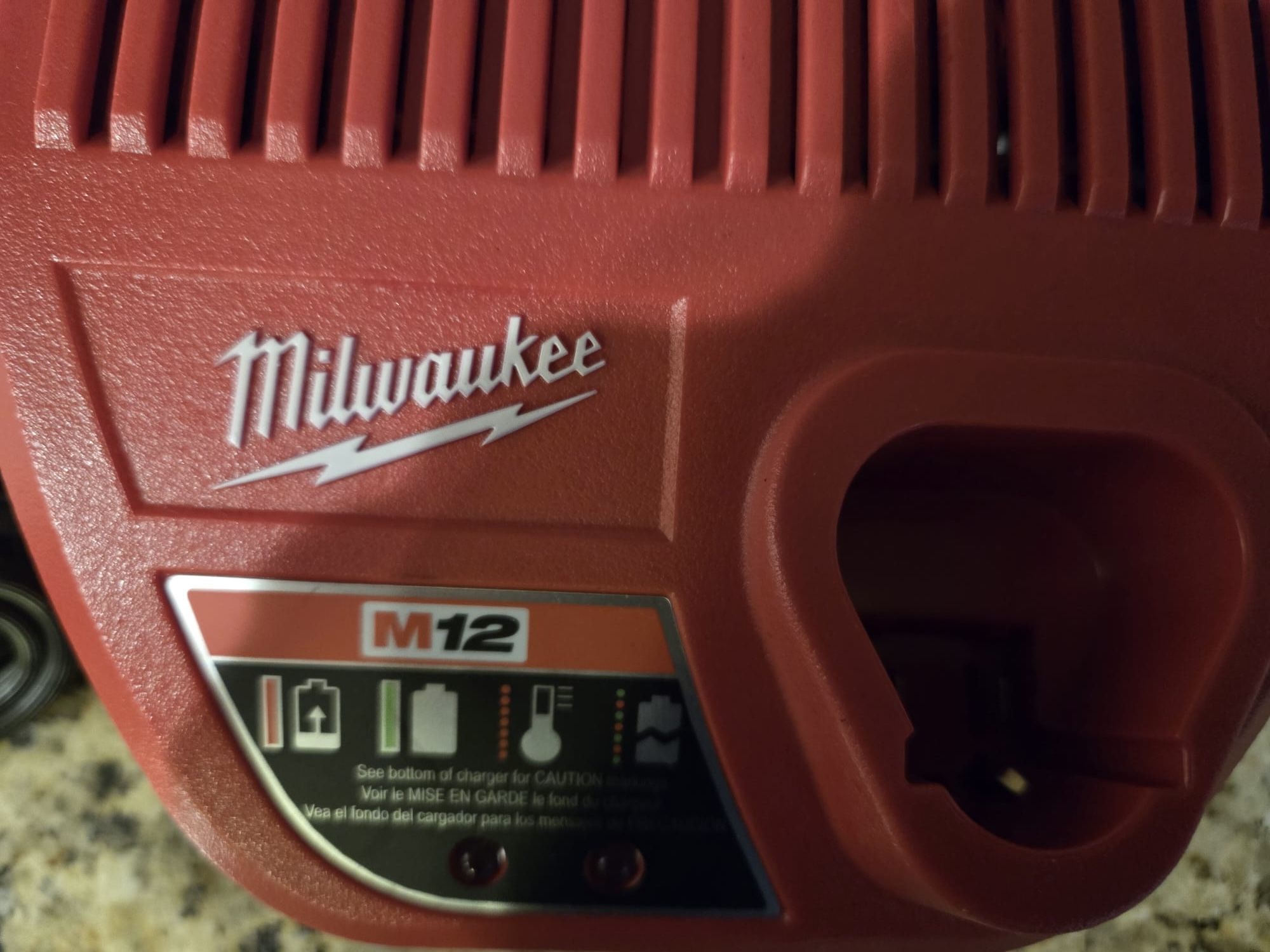 Milwaukee M12 Battery Charger