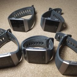  5 Fitbit Ionic  for Parts/repair,  good cosmetic, in recall, sale as is 