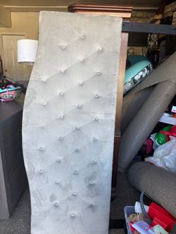 Queen bed room set and tv stand