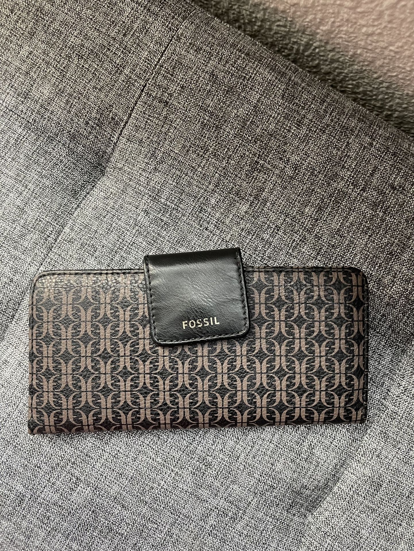 Fossil Wallet