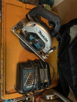 Makita Cordless Skilsaw 6 1/2”