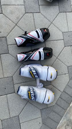 Hockey knee pads